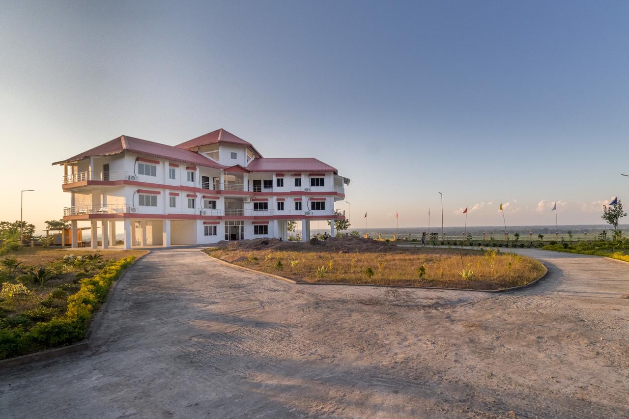 La Vue Resort Kāziranga 外观 照片