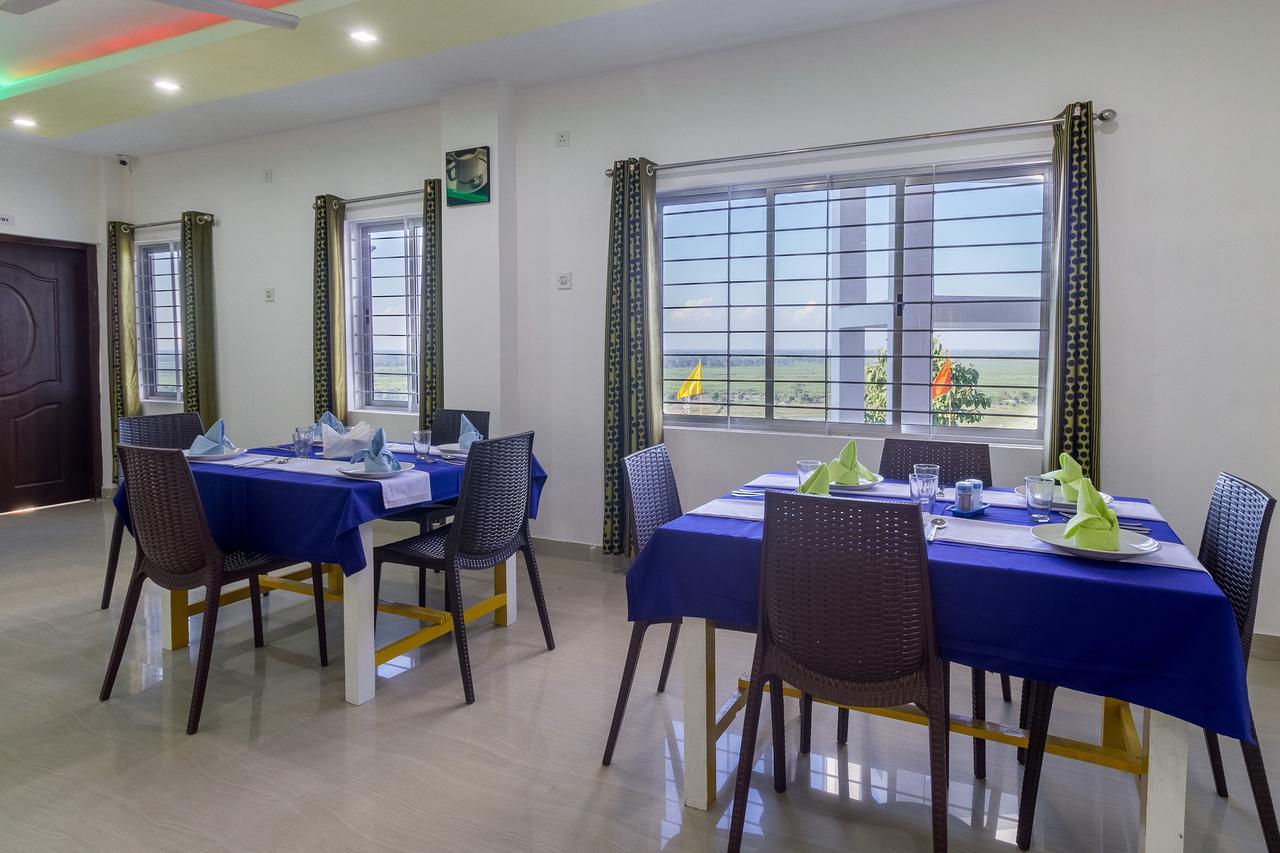 La Vue Resort Kāziranga 外观 照片